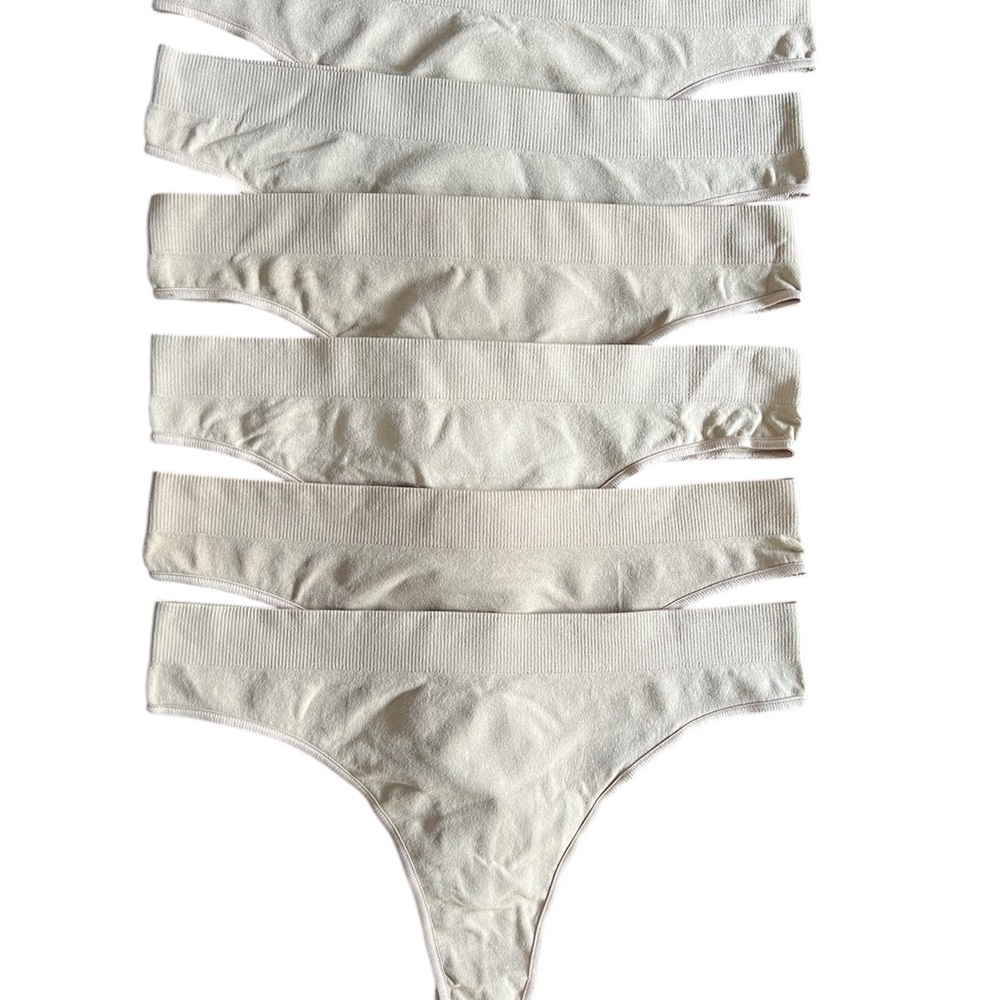 Women's Seamless Thongs Underwear Nylon/Spandex.Pack of 6. Size S